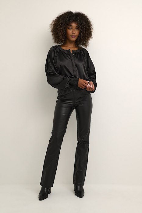 Ada Flared Svart - Kaffe Clothing