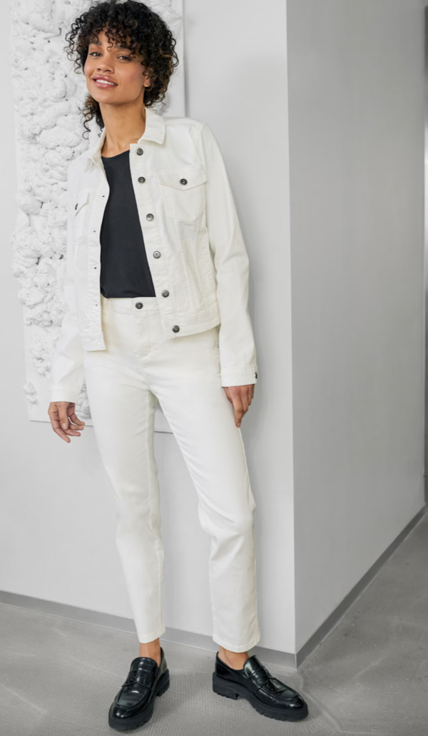 Zelina Stright Jeans Chalk - Kaffe Clothing